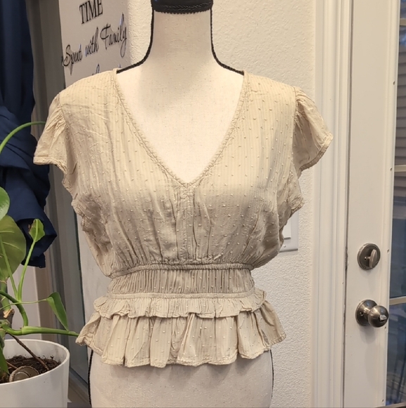 Chic Beige Ruffle Blouse - Picture 1 of 7